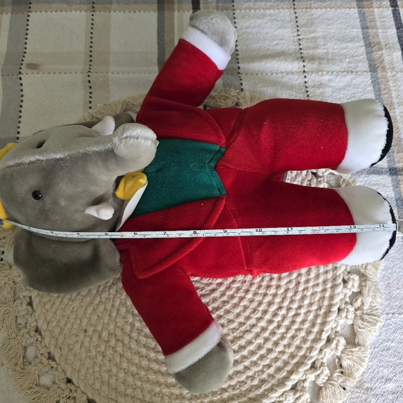 Vintage Macys 1988 Gund Babar the elephant king 14" Plush Red Suit Yellow Crown - Picture 2 of 7